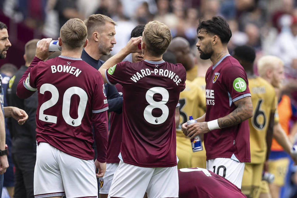 前女篮主帅李亚光：娶羽毛球国手为妻，奥运夺银后升官，65岁被抓