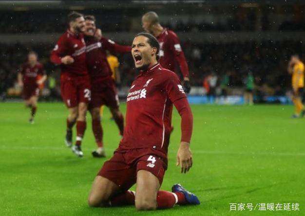 苏翊鸣在2025-2026赛季国际雪联单板滑雪世界杯北京站夺冠，以181.00分刷新个人最佳，连续完成三个1980度空翻，展现卓越实力。