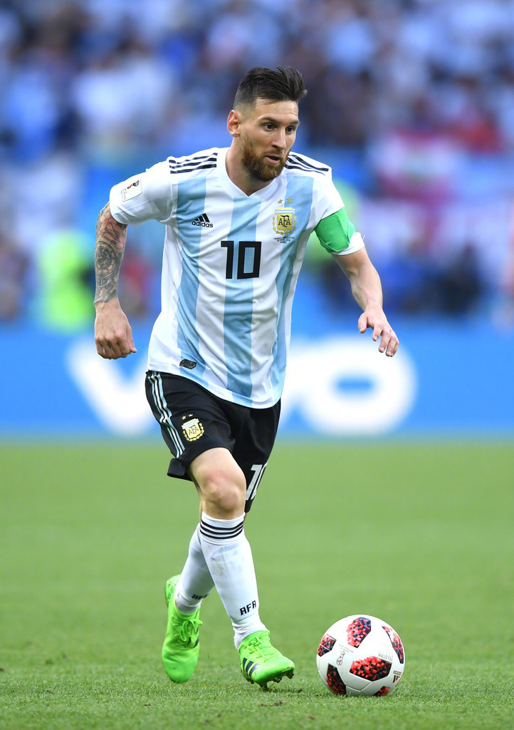 帕尔马主帅：下半场加强高位逼抢，成功将米兰带入我们的节奏