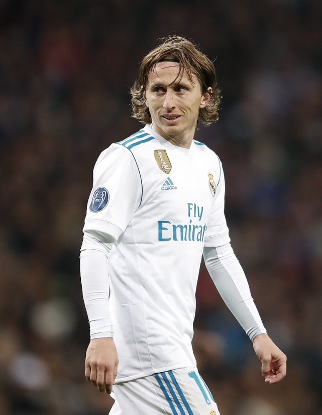 RB莱比锡vs法兰克福：劳姆、古拉西奇首发，巴舒亚伊、堂安律出战